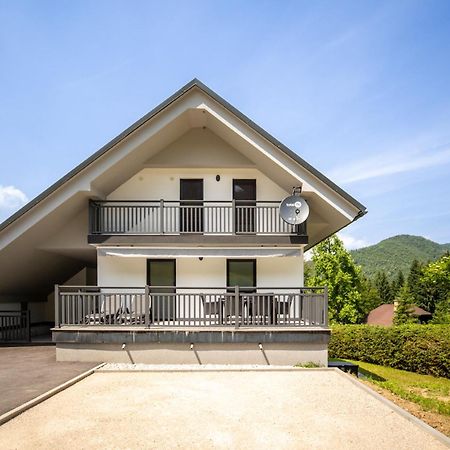 Apartment Crystal Aura 1 보히니 외부 사진